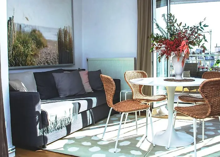 Shiny And Relaxing 5Th Floor Apartment