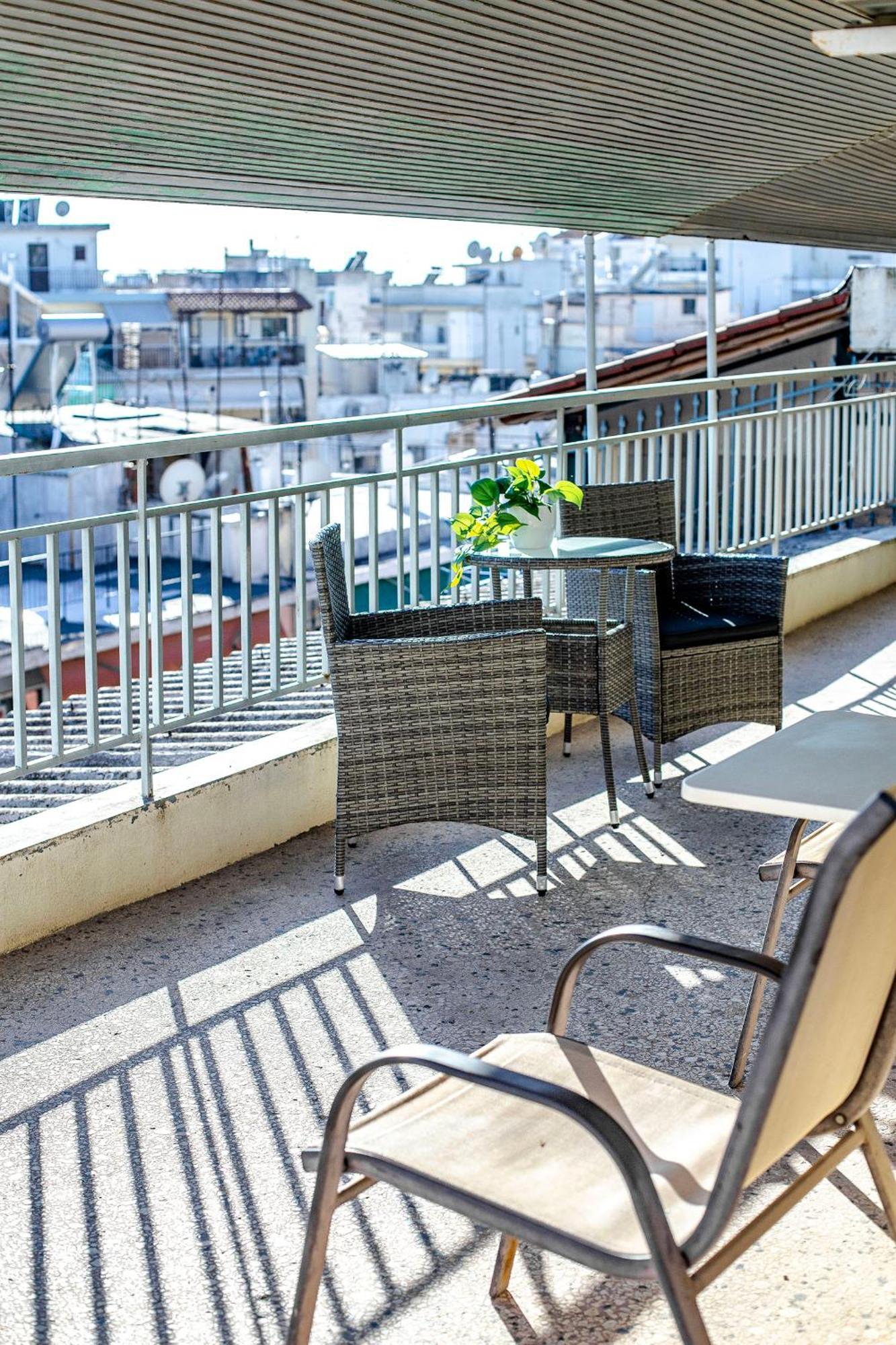 Shiny And Relaxing 5th Floor Apartment